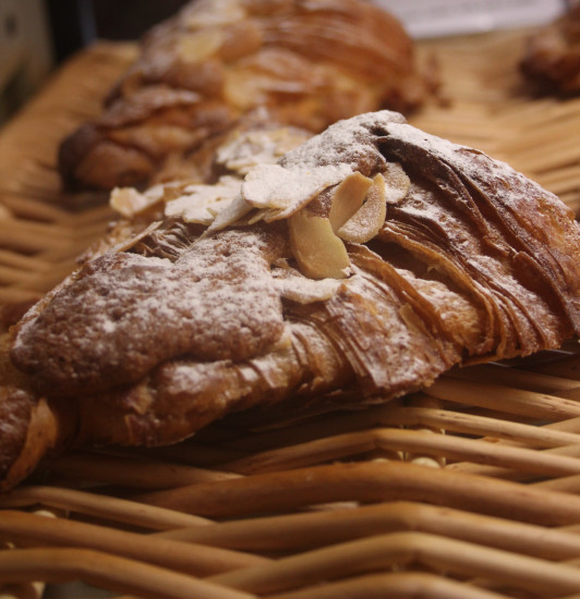 CROISSANT AUX AMANDES